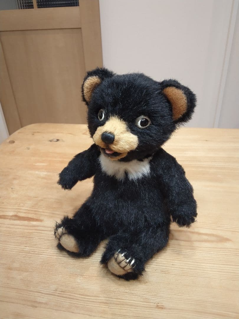 テディベアお座りツキノワグマ　手のリサイズ　keita bear ぬいぐるみ