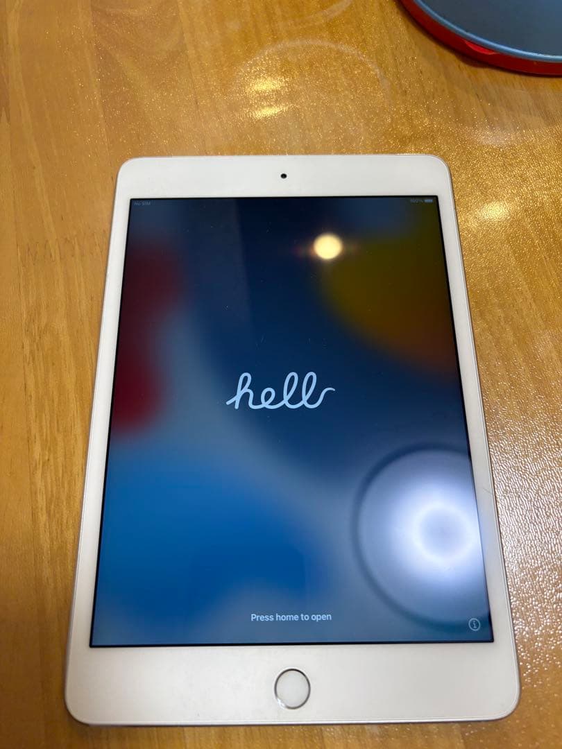 本日迄割引【美品】iPad mini 4 ケース付