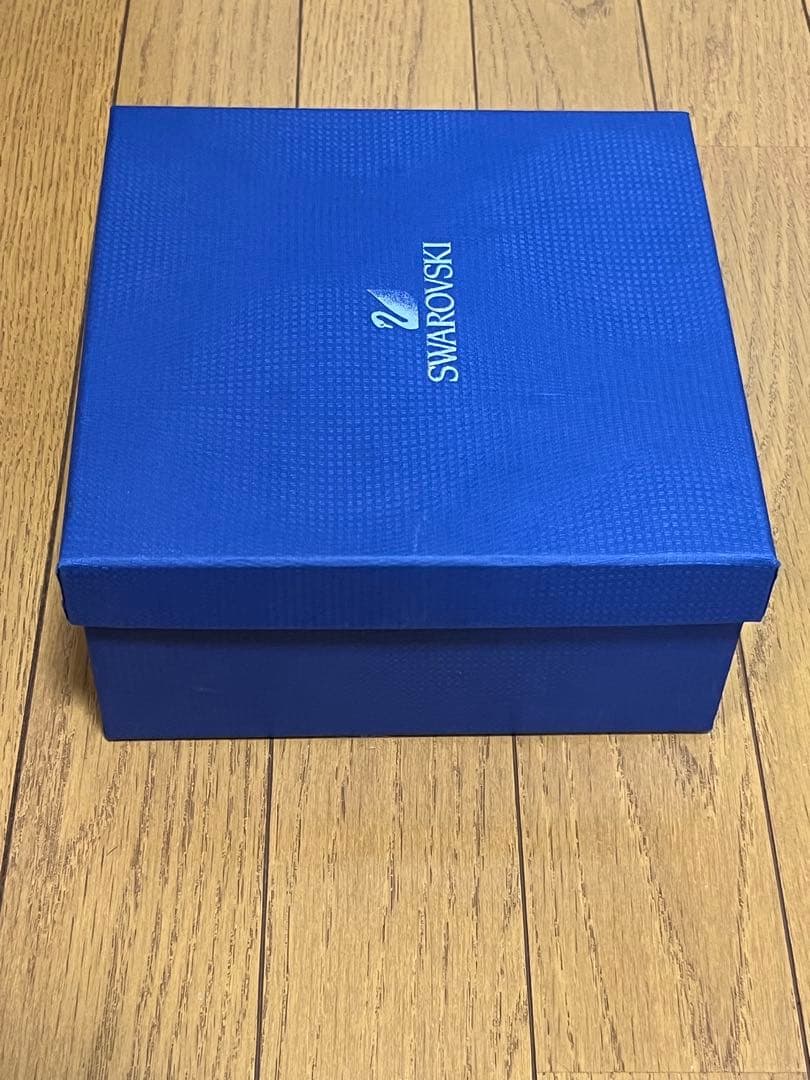 特別価格！ スワロフスキー　スワンのはばたき　クリスタル白鳥 置物ミラー台座付き