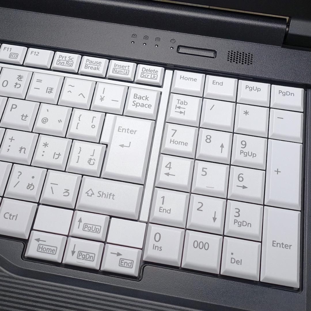 極美品で神速の２０２２年製✨１２世代ｉ５に超高性能新品ＳＳＤ１ＴＢ＆大容量メモリ