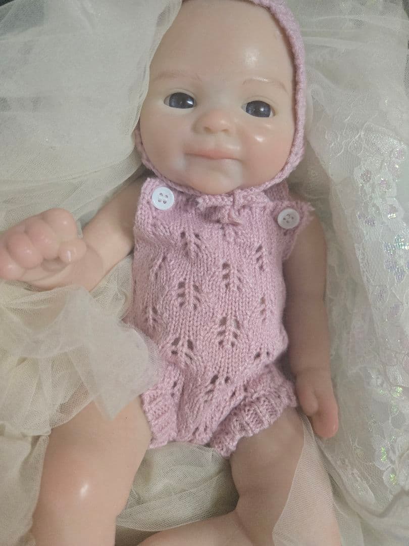 シリコンリボーンドール。お口が開く美人さん。