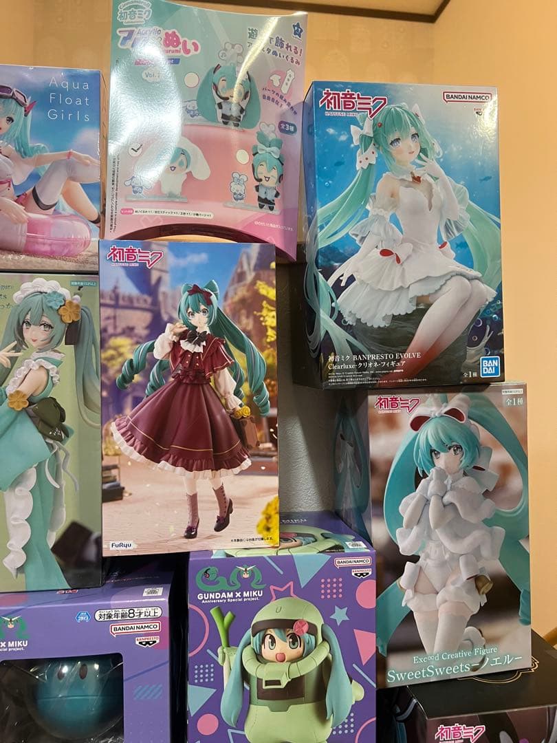 新品未開封　初音ミク プライズフィギュア 28種セット