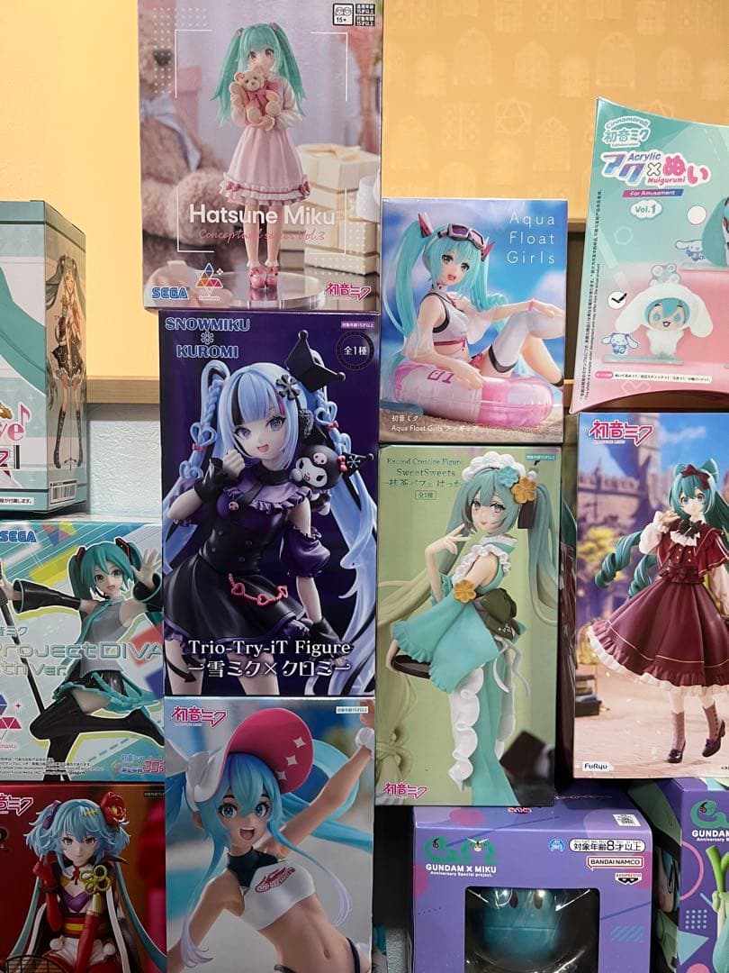 新品未開封　初音ミク プライズフィギュア 28種セット