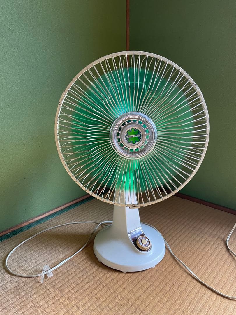TOSHIBA 扇風機　美品　昭和レトロ