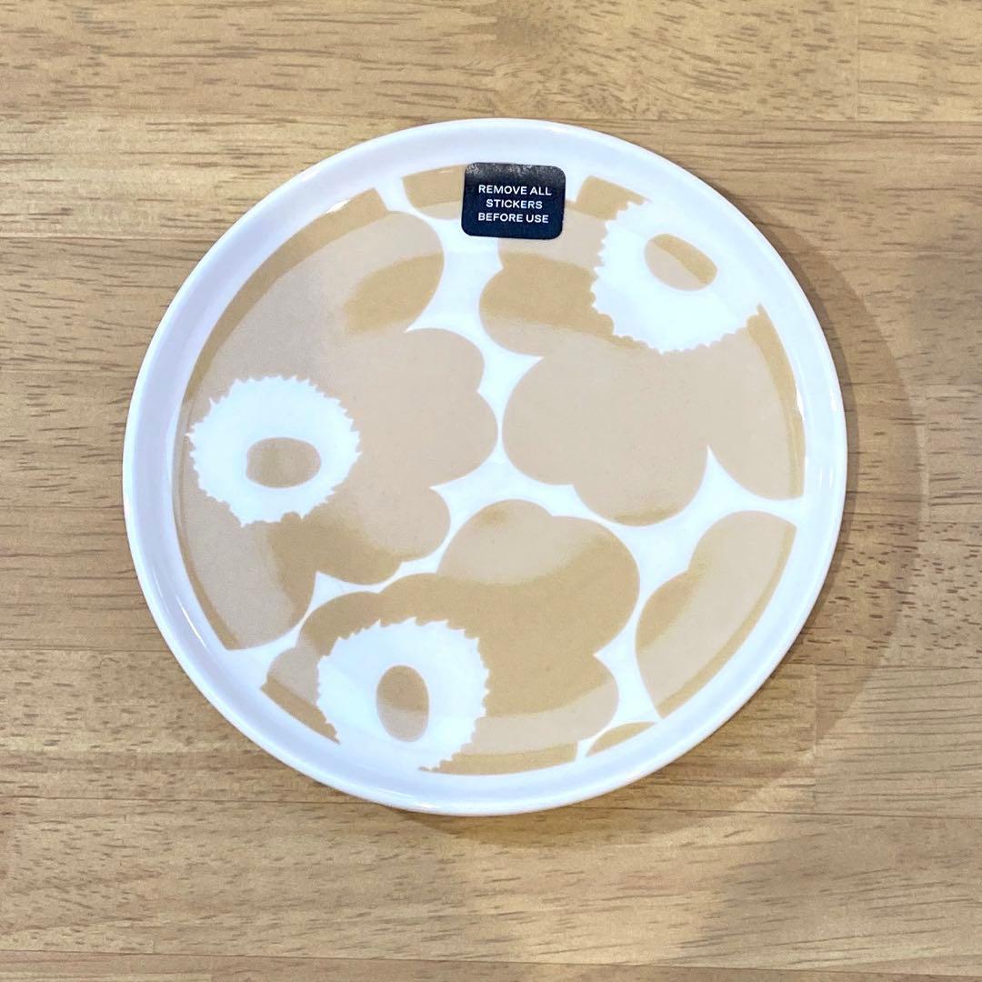 marimekko プレート　3枚　新品