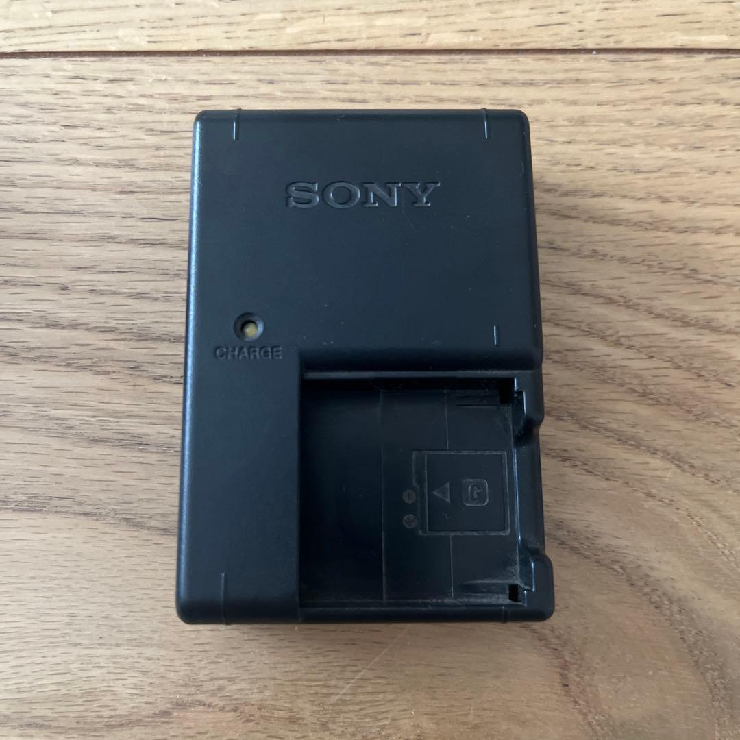 【ジャンク品】SONY Cyber-shot DSC-W170 レッド