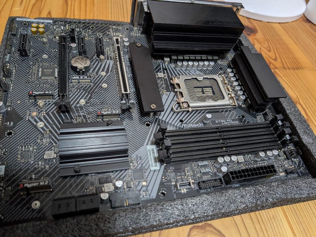 マザーボード ASRock Z790 PG LIGHTNING