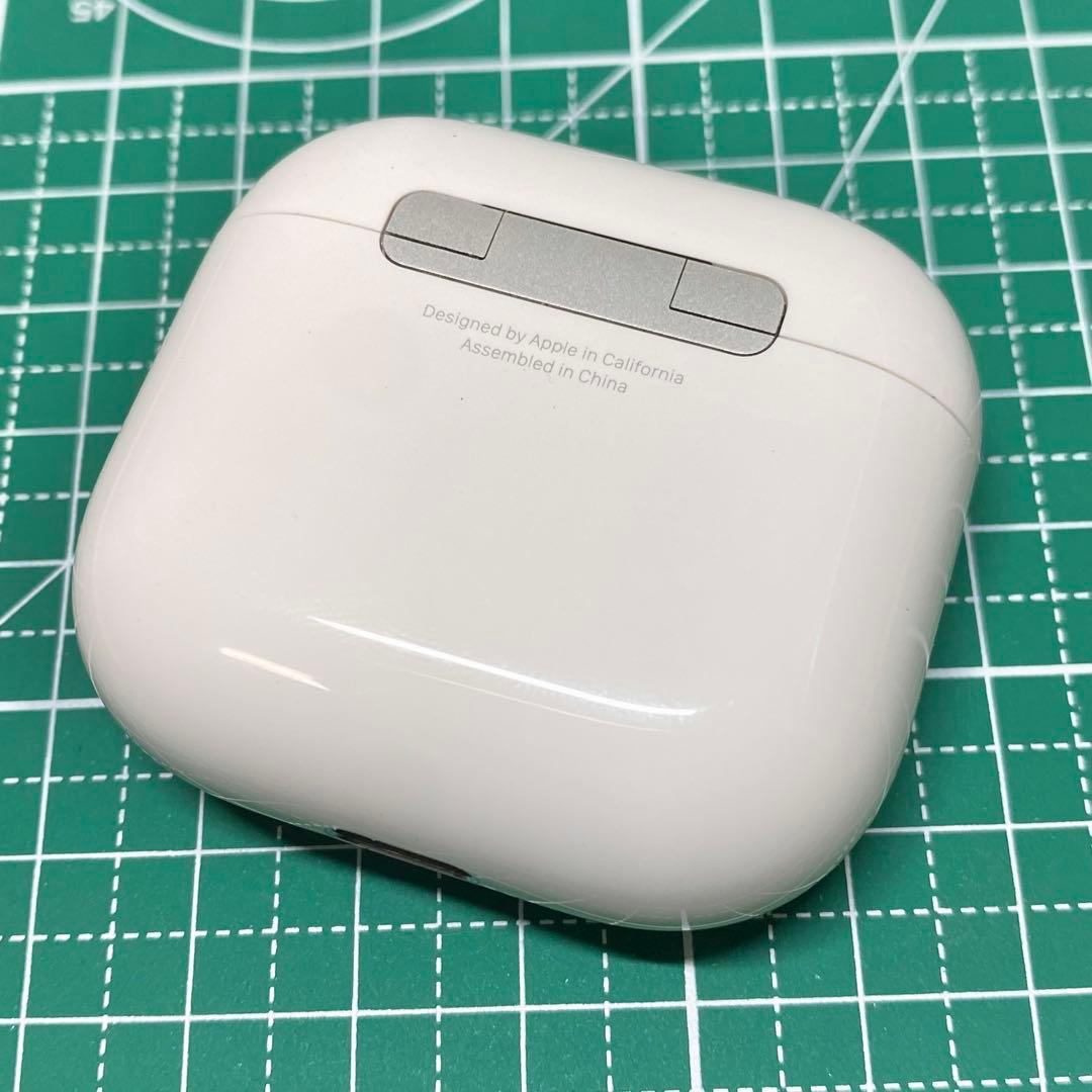 AirPods4第4世代 エアーポッズ第四世代 充電ケースのみ ANCなし