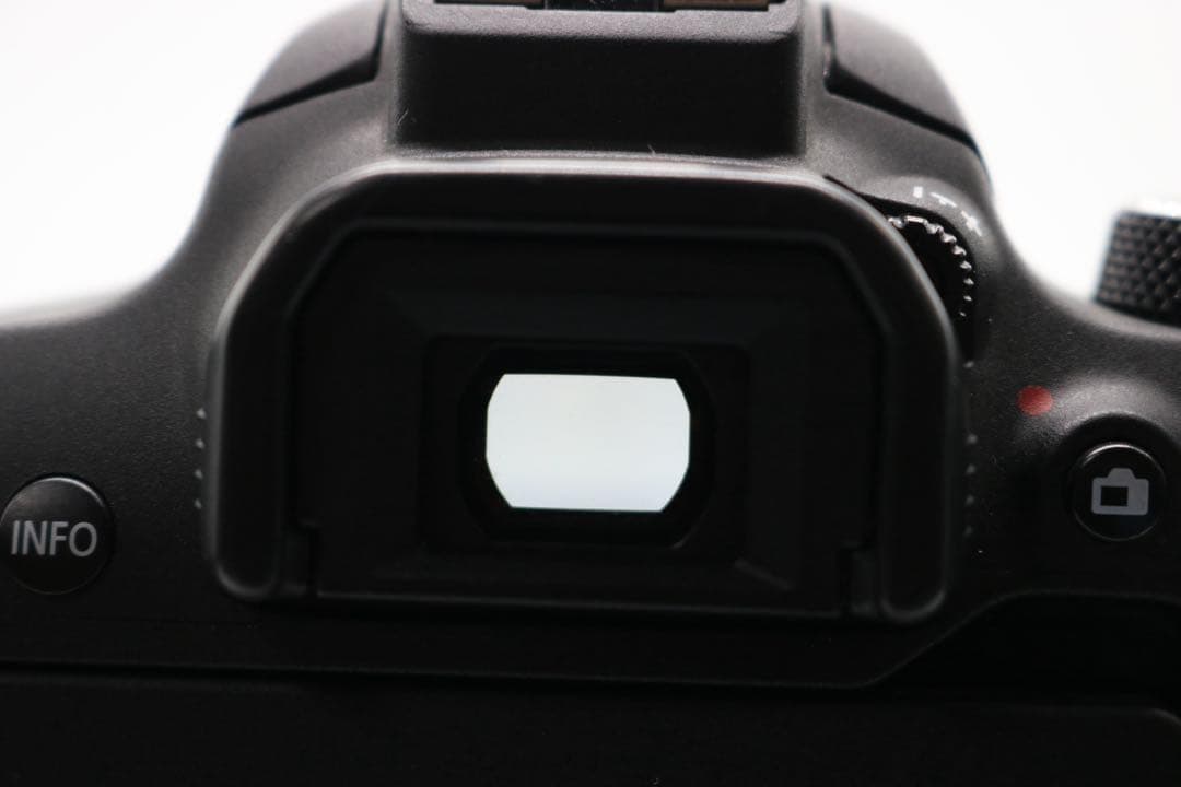 美品 【Canon EOS Kiss X9i ダブルレンズセット】Wi-Fi搭載