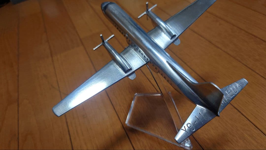 【非売品】YS-11 航空機モデル 金属製 シルバー