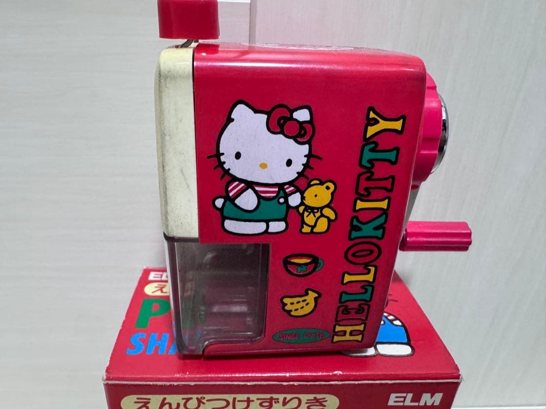 ハローキティ サンリオ レトロ 鉛筆削り 手動 当時物 懐かしい　1991年