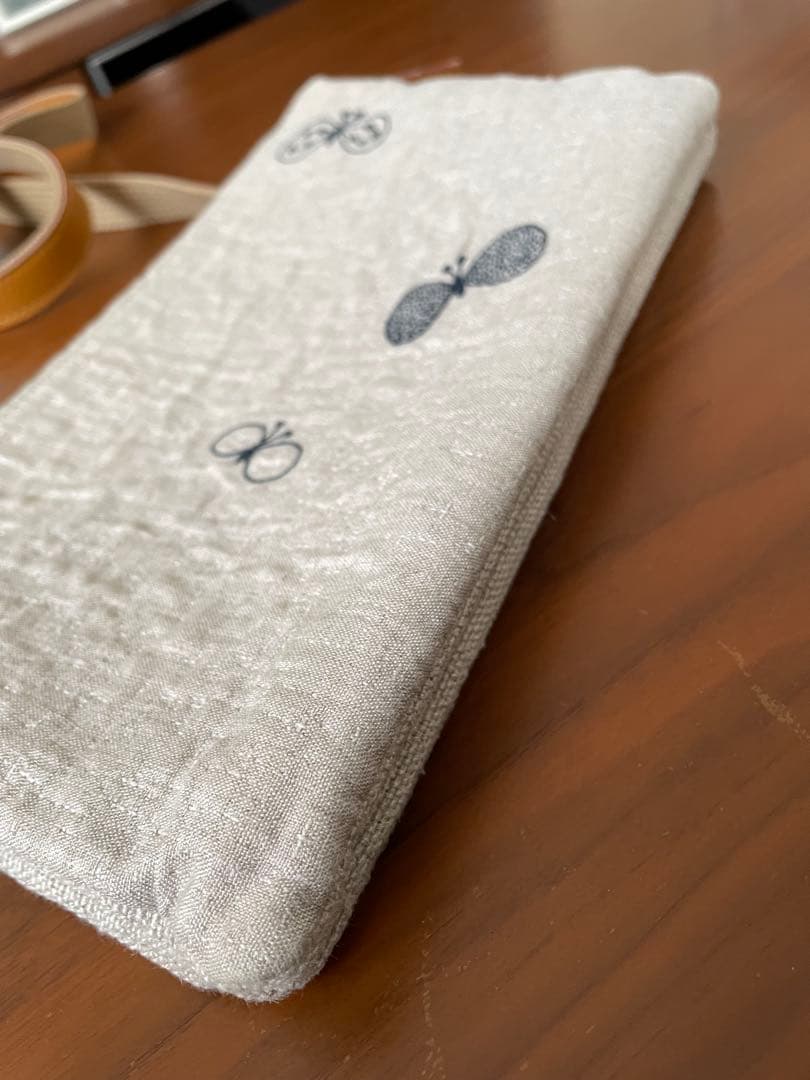 【美品】ミナペルホネン　サコッシュ　お財布ショルダー