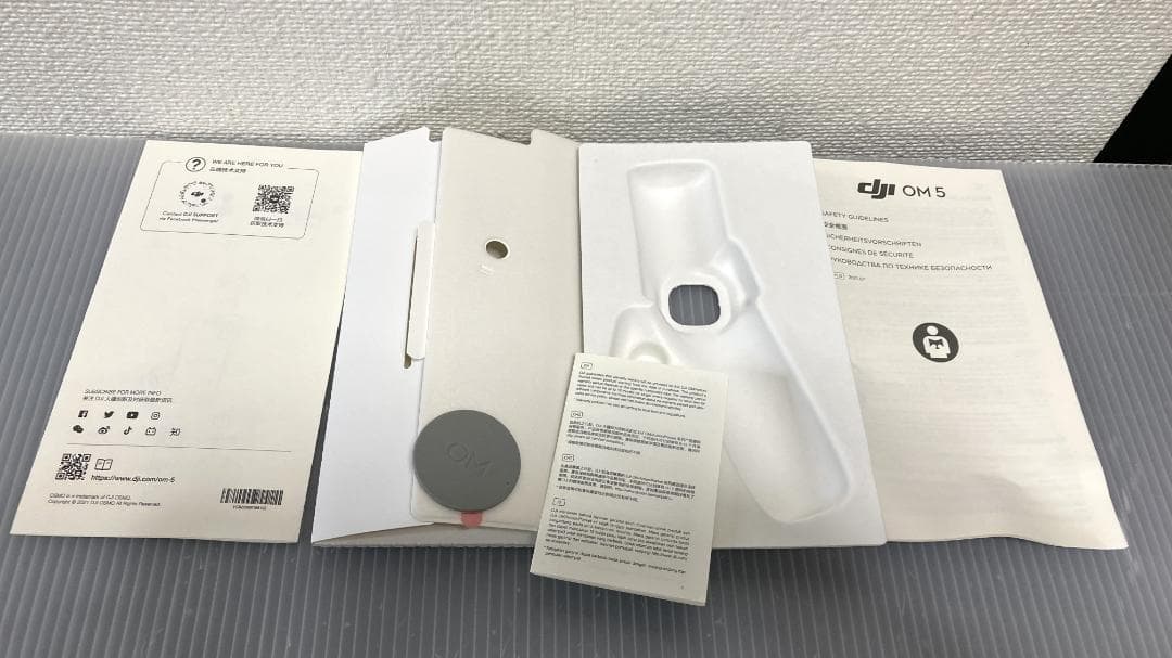 美品 DJI OM 5 スマートフォンスタビライザー ジンバル 手ブレ補正