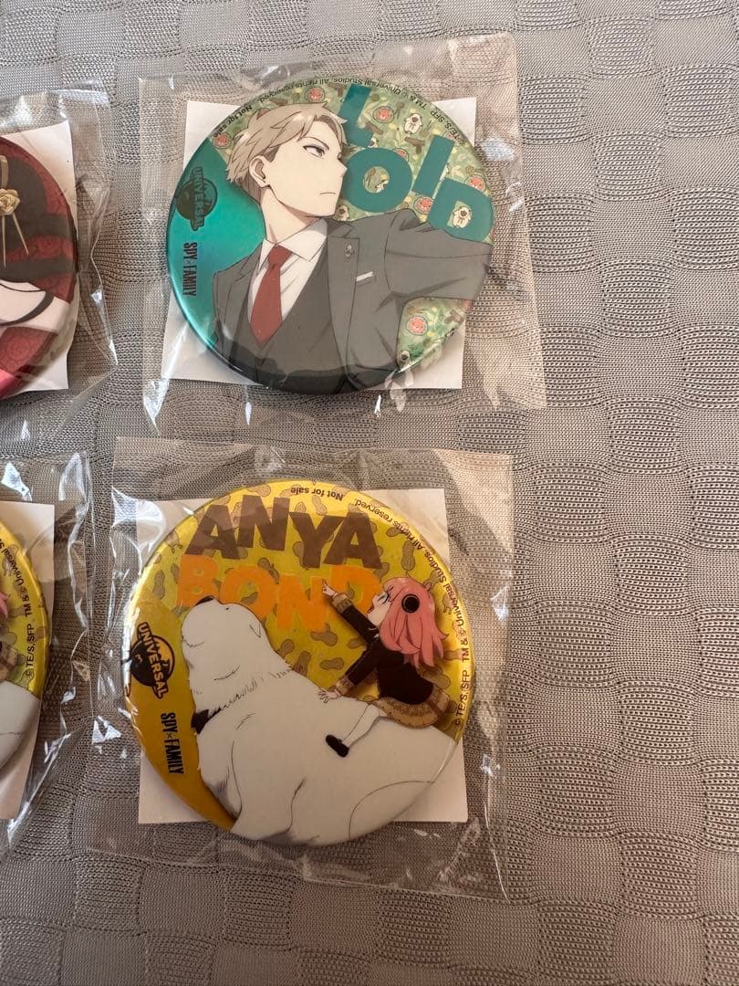 SPY×FAMILY ユニバーサル・スタジオ・ジャパン 缶バッジ 4個セット