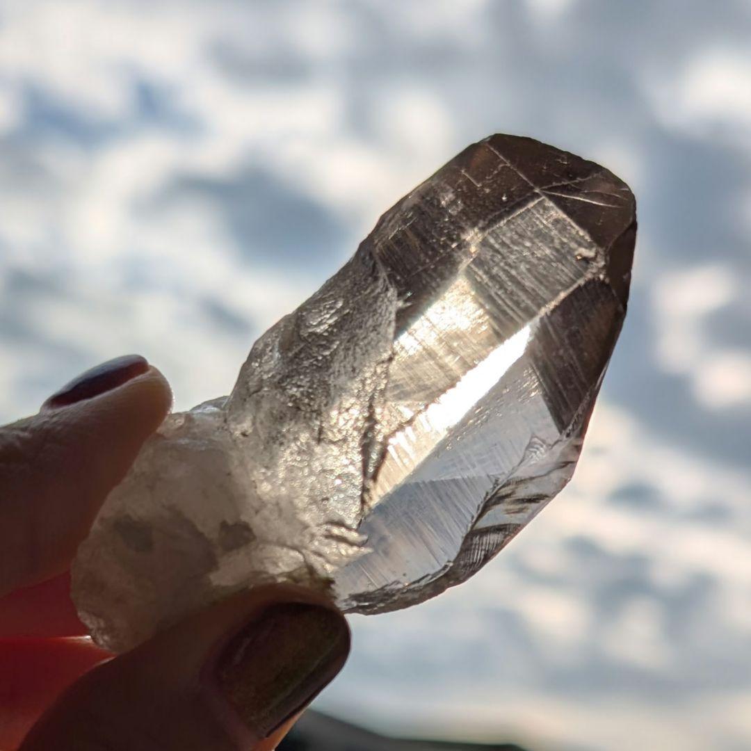 スカルドゥ　スモーキークォーツ　高品質　煙水晶　パキスタン　単結晶　天然石