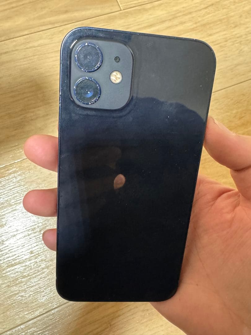 iPhone 12 Simフリー