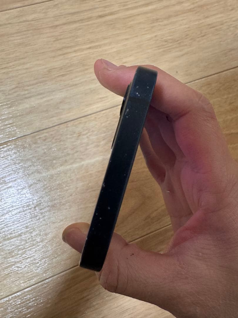 iPhone 12 Simフリー