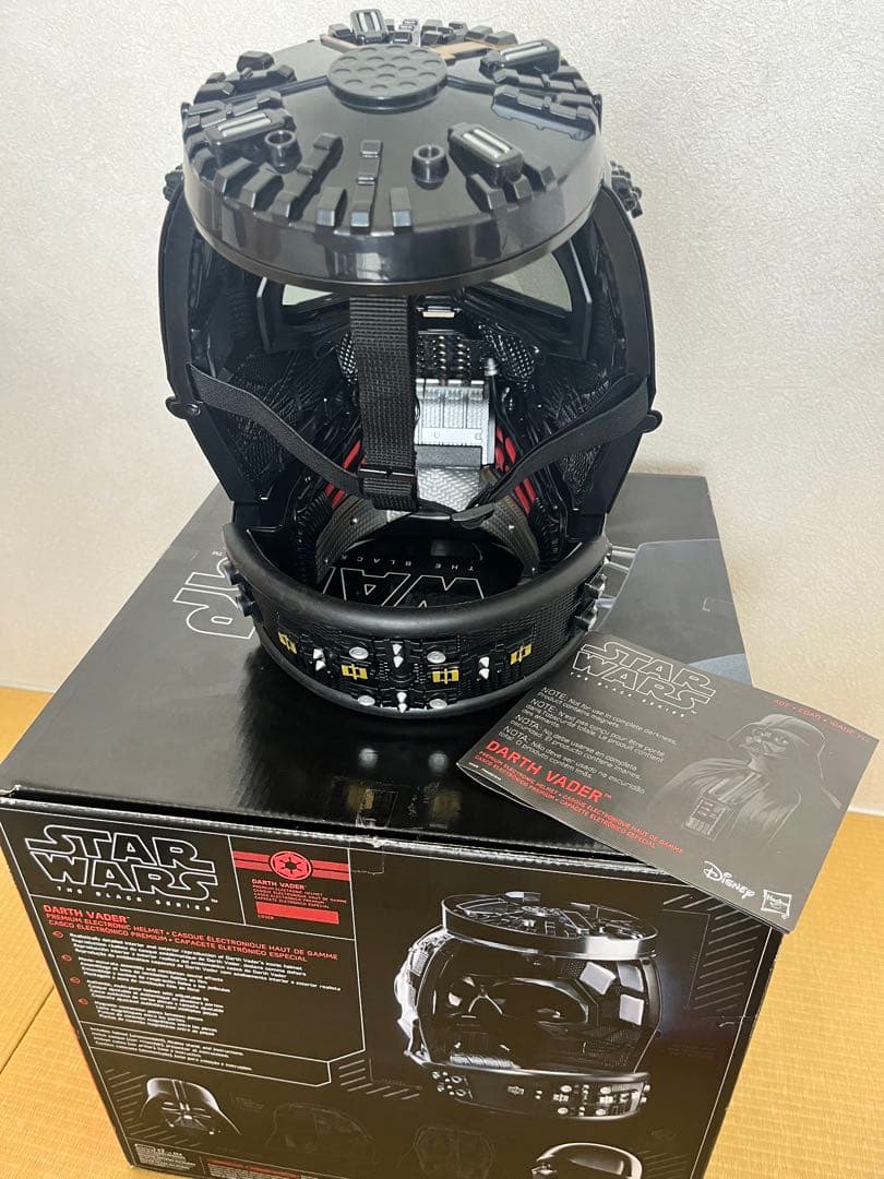 ダースベイダーヘルメット STAR WARS The Black