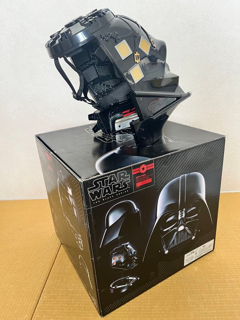 ダースベイダーヘルメット STAR WARS The Black