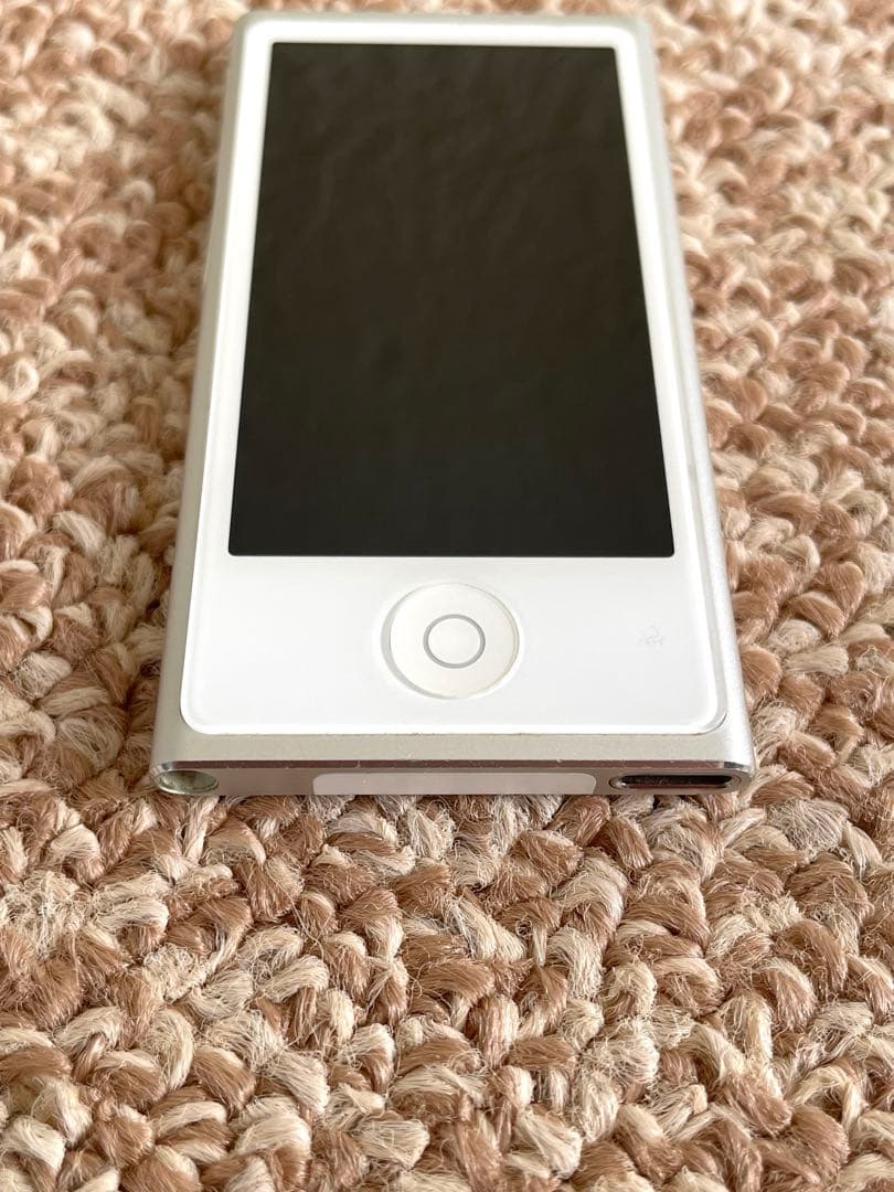 ☆美品 動作確認済 iPod nano 第7世代 シルバー Bluetooth