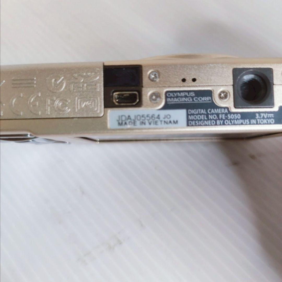 OLYMPUS FE-5050 ゴールド 外箱付 他付属品多数