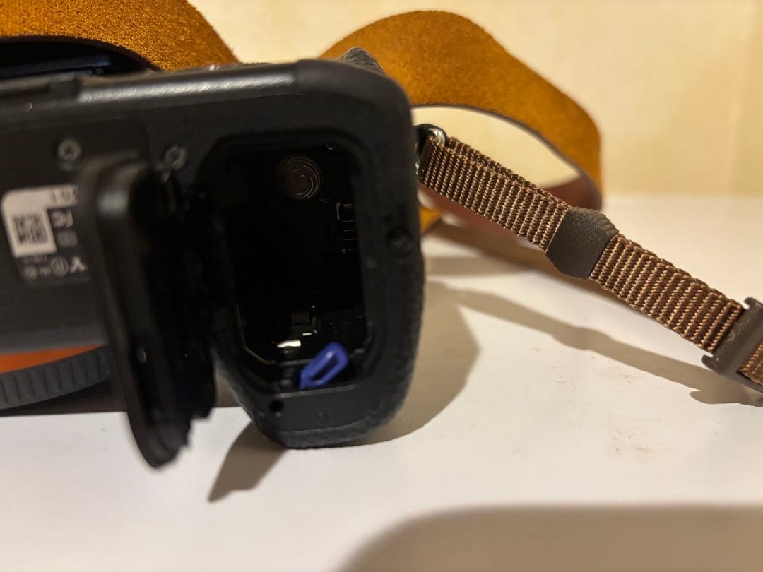 Sony α7II ミラーレスカメラ バッテリー4個付き