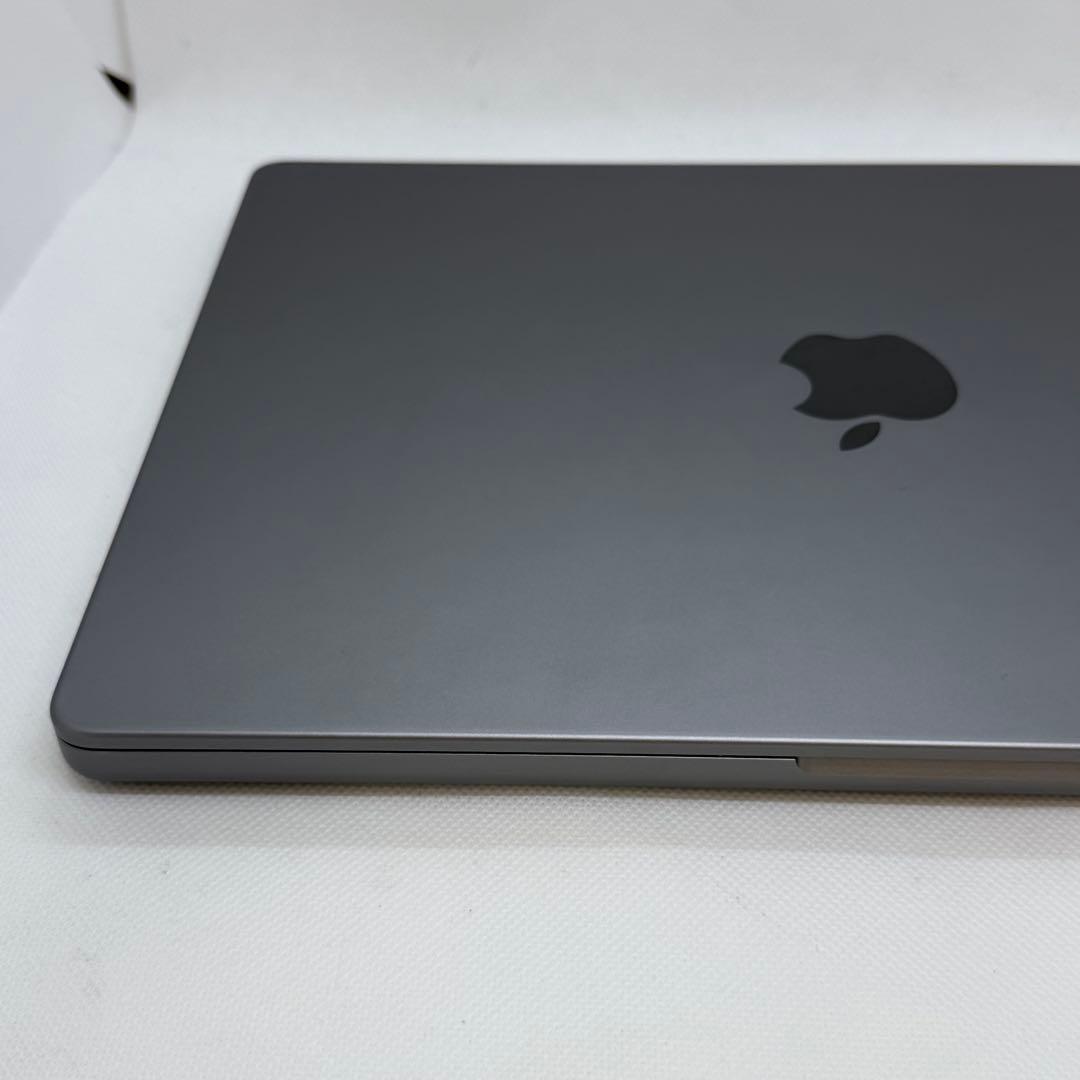 良品 Macbook Pro 14インチ M1 Proチップ 32GB/1TB