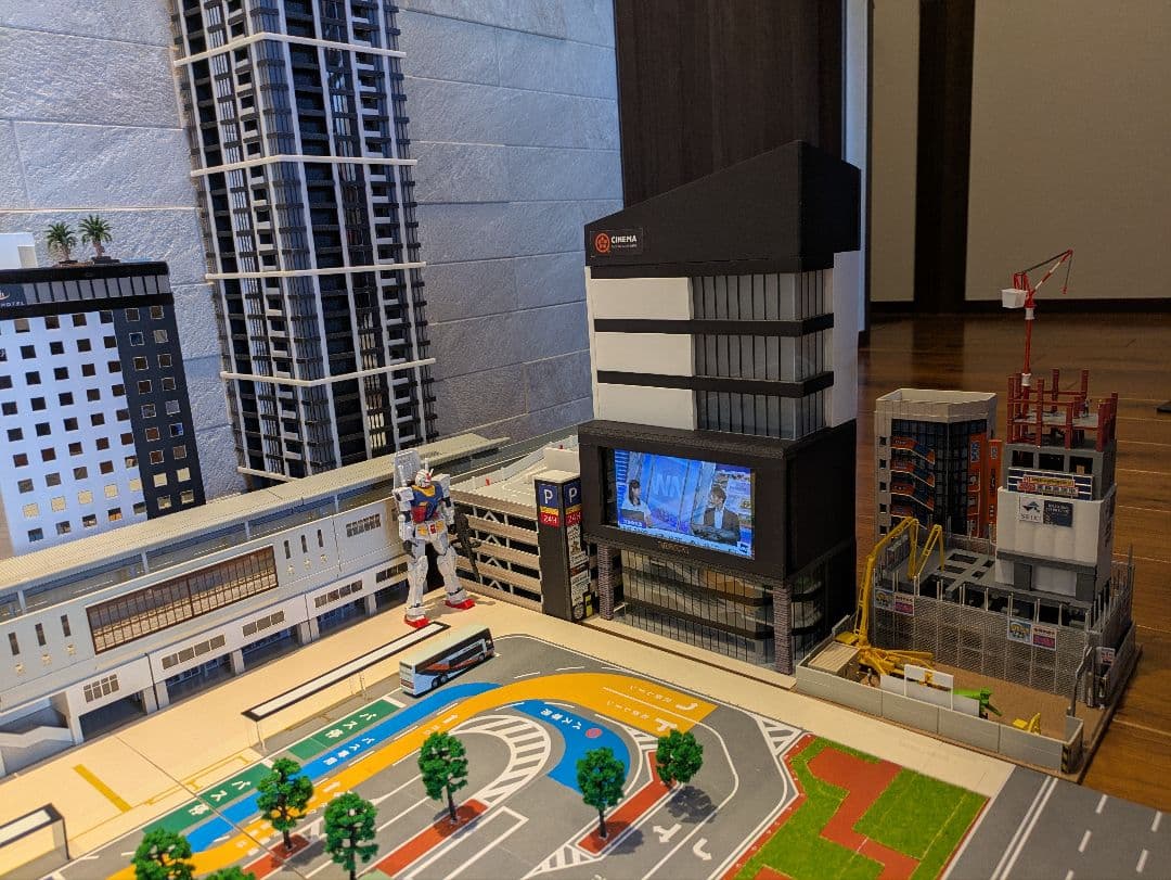 専用　Nゲージ　自作ストラクチャー　ステーションシネマビルと駅舎セット