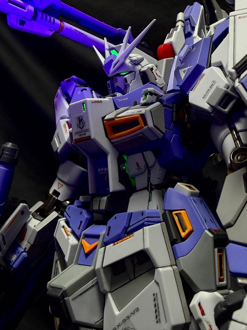 1/100 rx93v2 ハイニューガンダム 改修 塗装済完成品 ガンプラ完成品