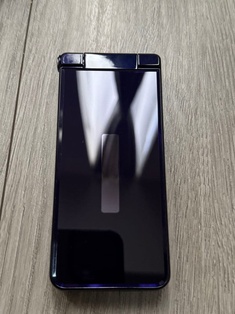 美品　AQUOS SH01J