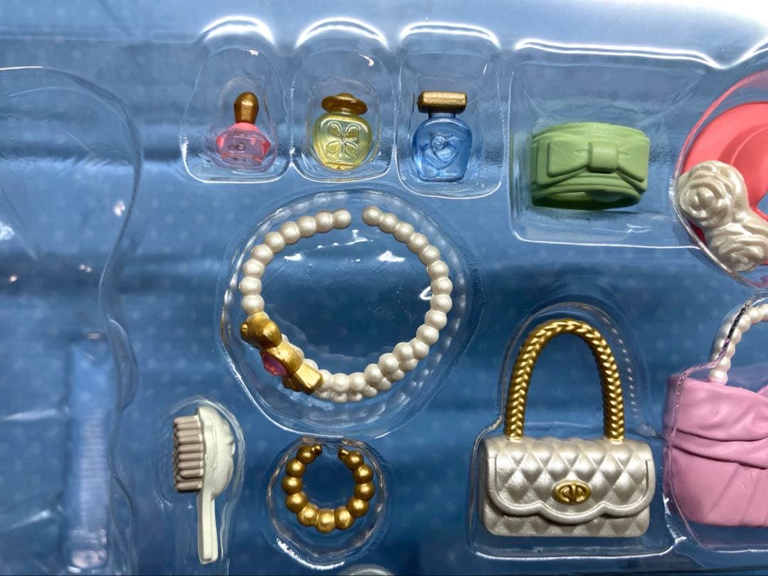 シルバニア　街のコスメティックサロン小物②