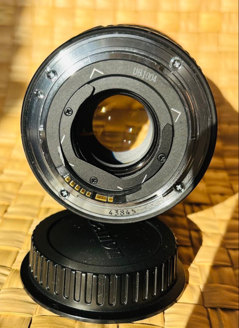 Canon EF 16-35mm f/2.8 L ズームレンズ