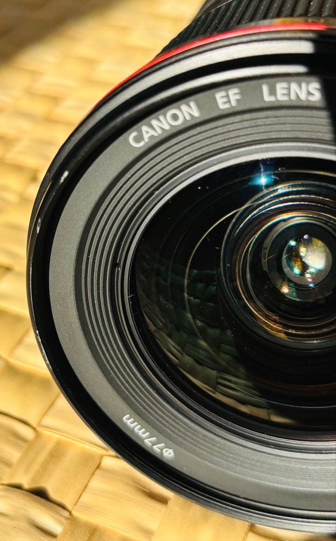 Canon EF 16-35mm f/2.8 L ズームレンズ