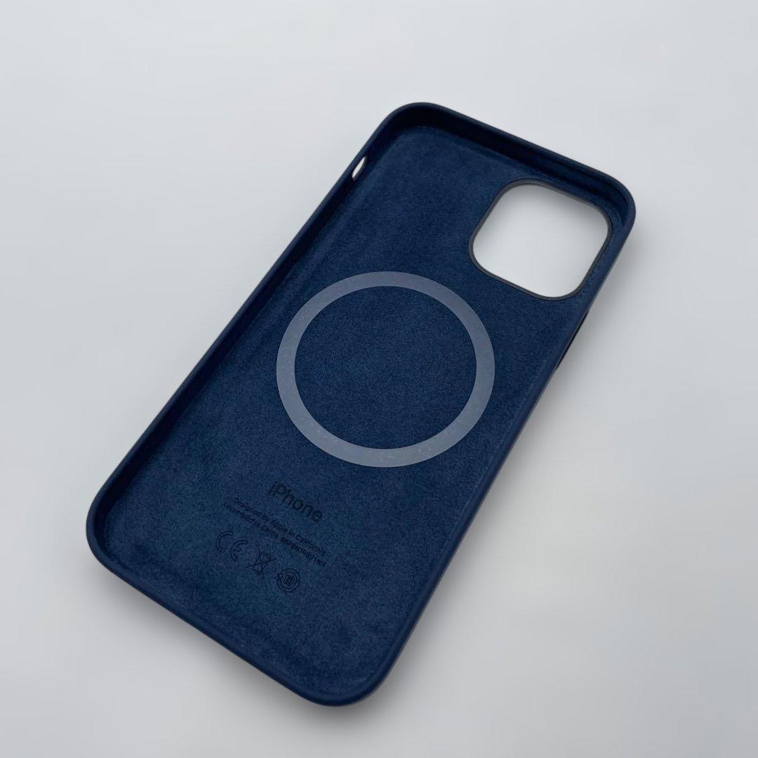 MagSafe対応iPhone 12 | 12 Proシリコーンケース ネイビー