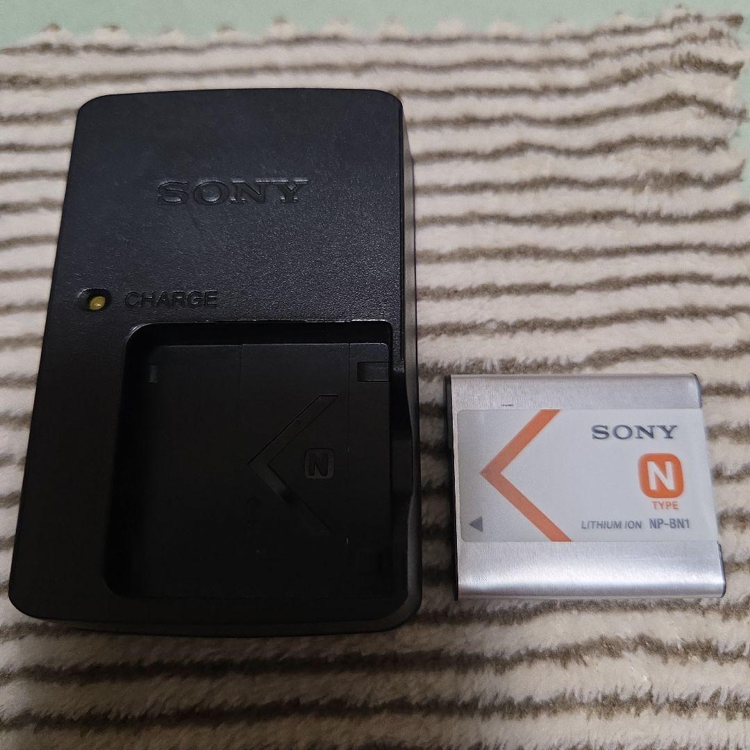 SONY デジタルカメラ メガショット16.1 シルバー(中古品)