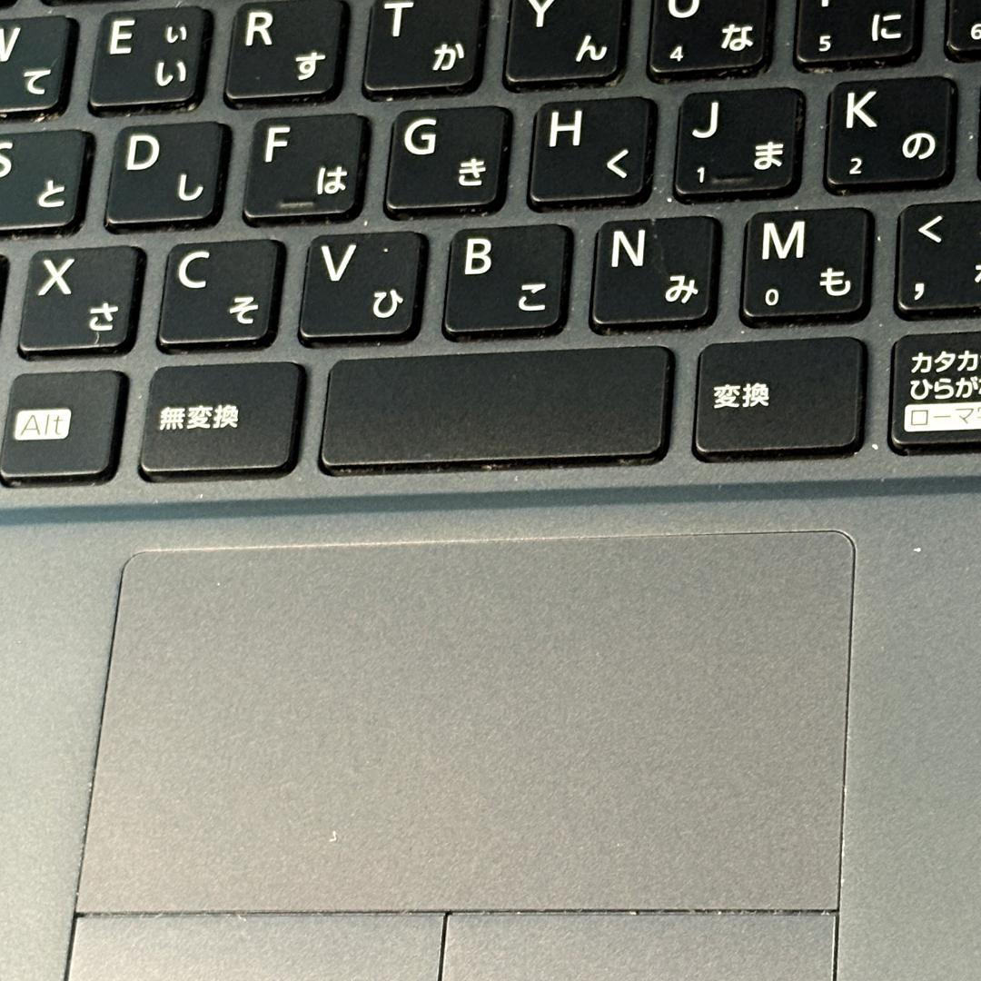 超薄型軽量！メモリ8GB・SSDで快速・指紋認証・Win11・ノートパソコン