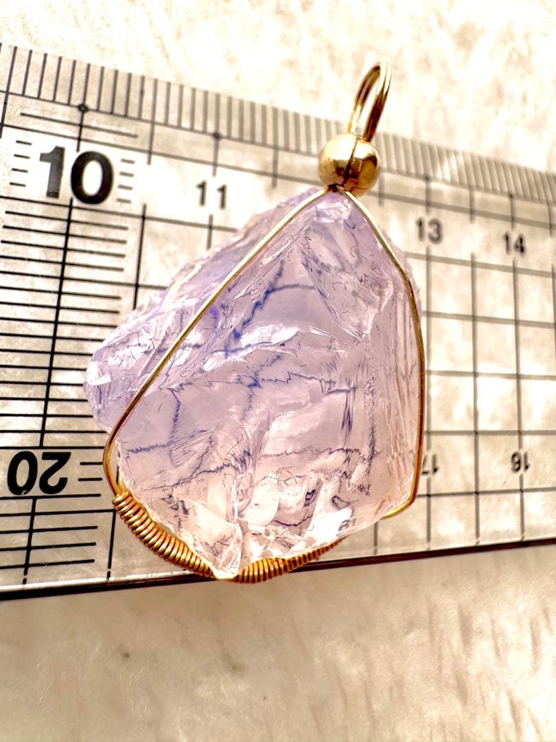 アンダラクリスタル シエラネバダ産 シャンパンピンク 置物＆ペンダントトップ