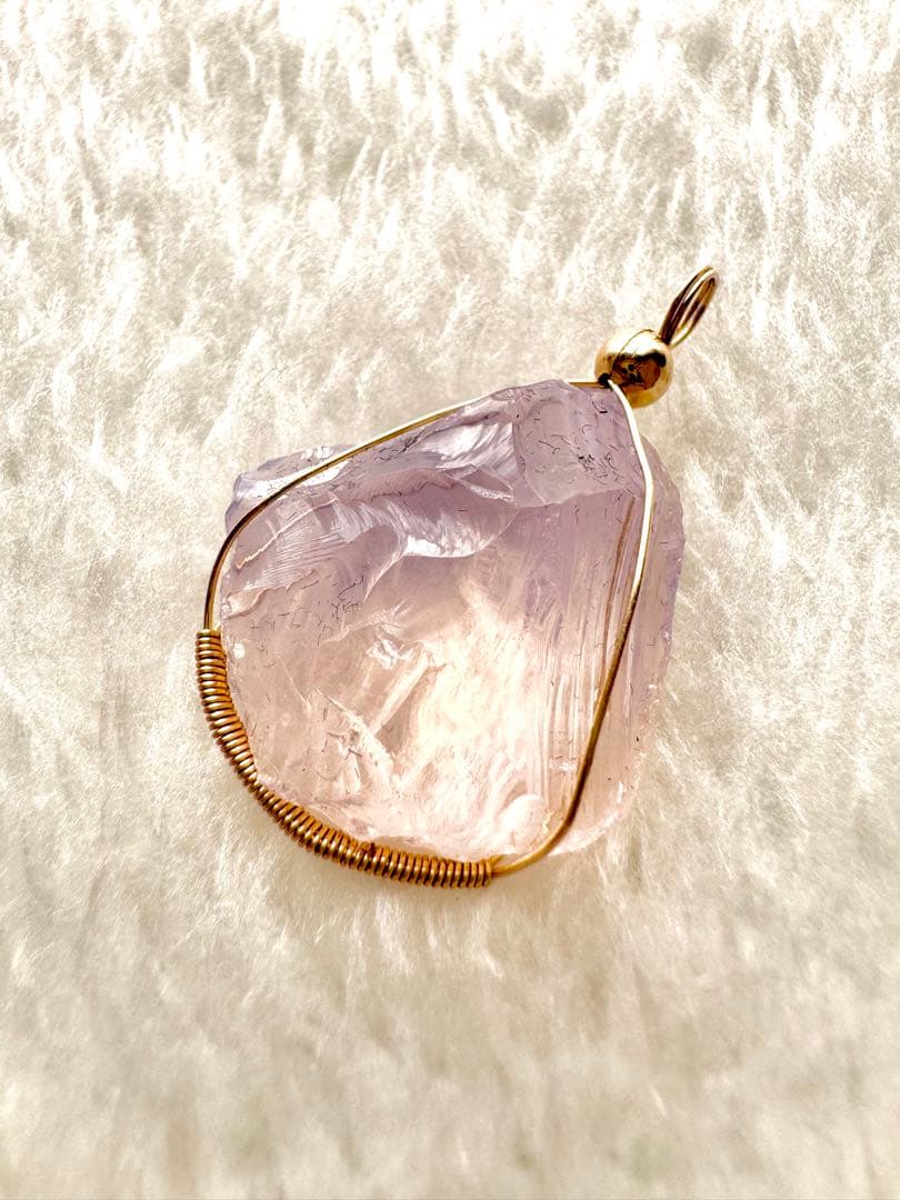アンダラクリスタル シエラネバダ産 シャンパンピンク 置物＆ペンダントトップ