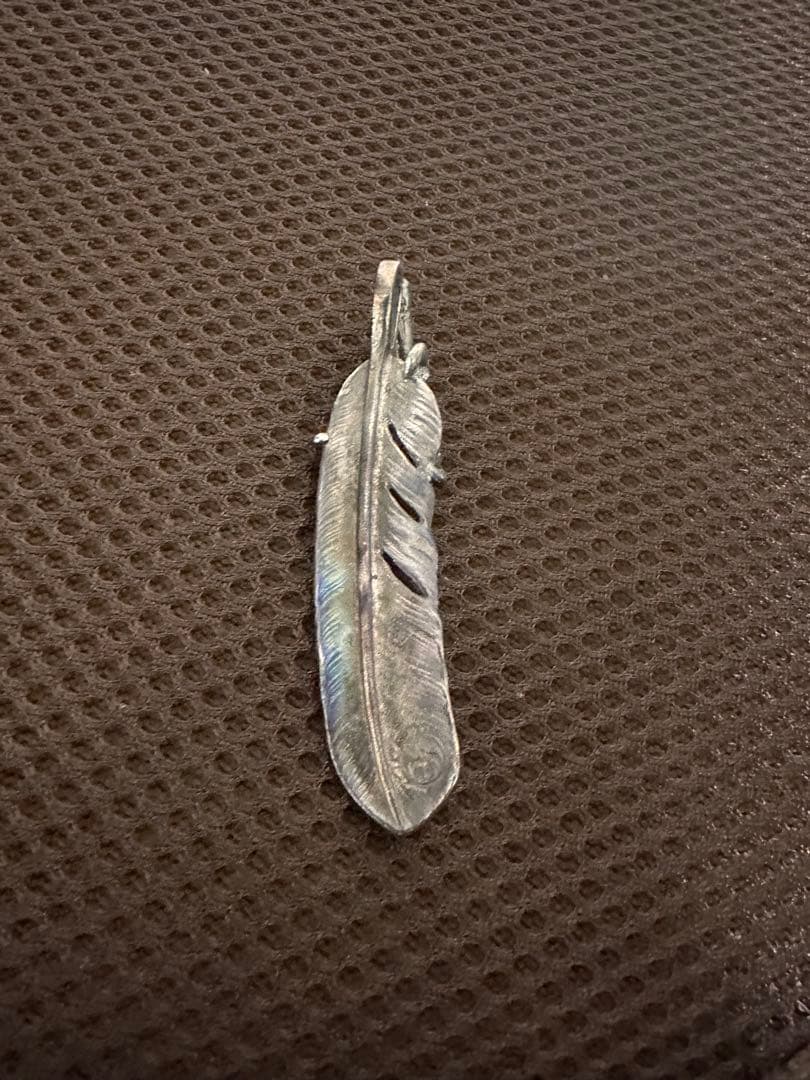 ゴローズ　現行銀爪金メタルフェザー右