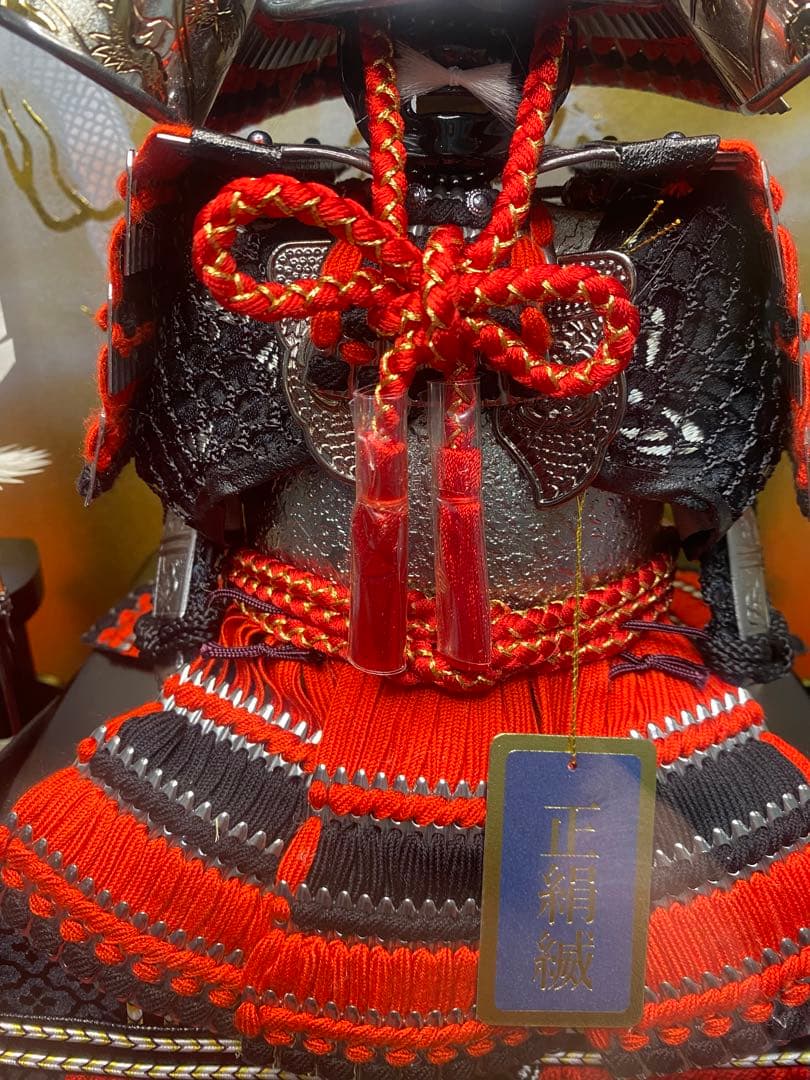 上杉謙信　東京久月　五月人形　家紋付き鎧飾り　ガラスケース入