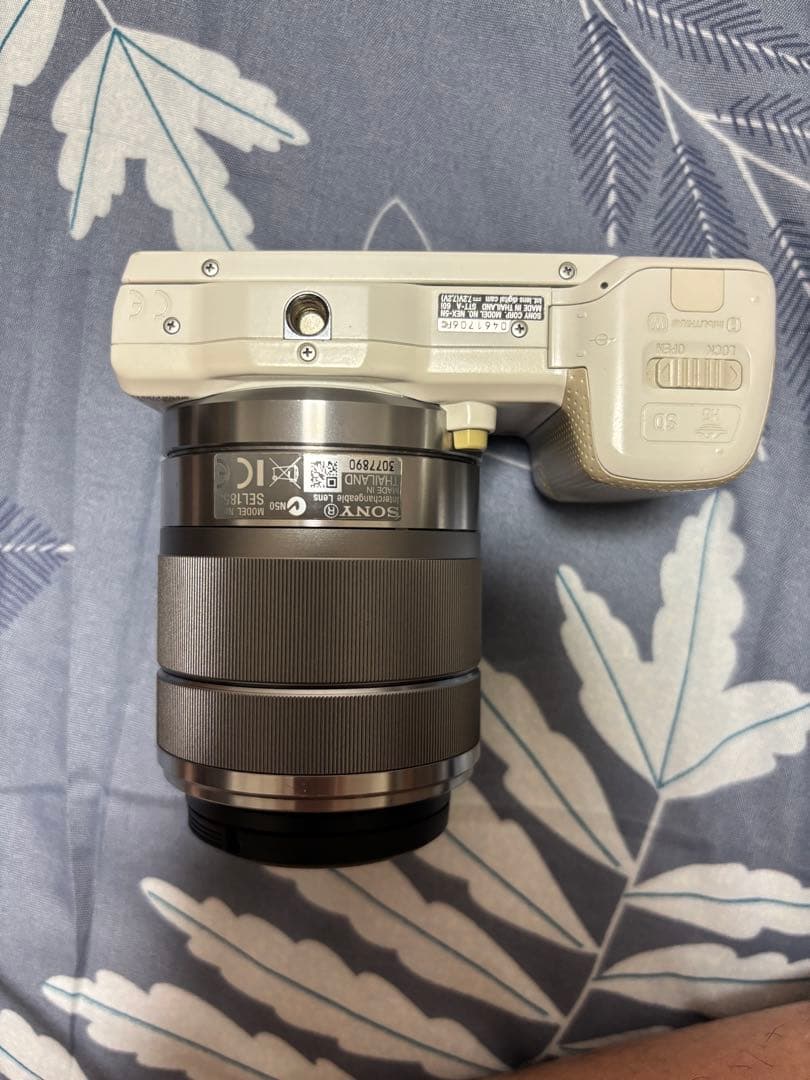 SONY NEX-5N デジタル一眼レフ E 18-55mm