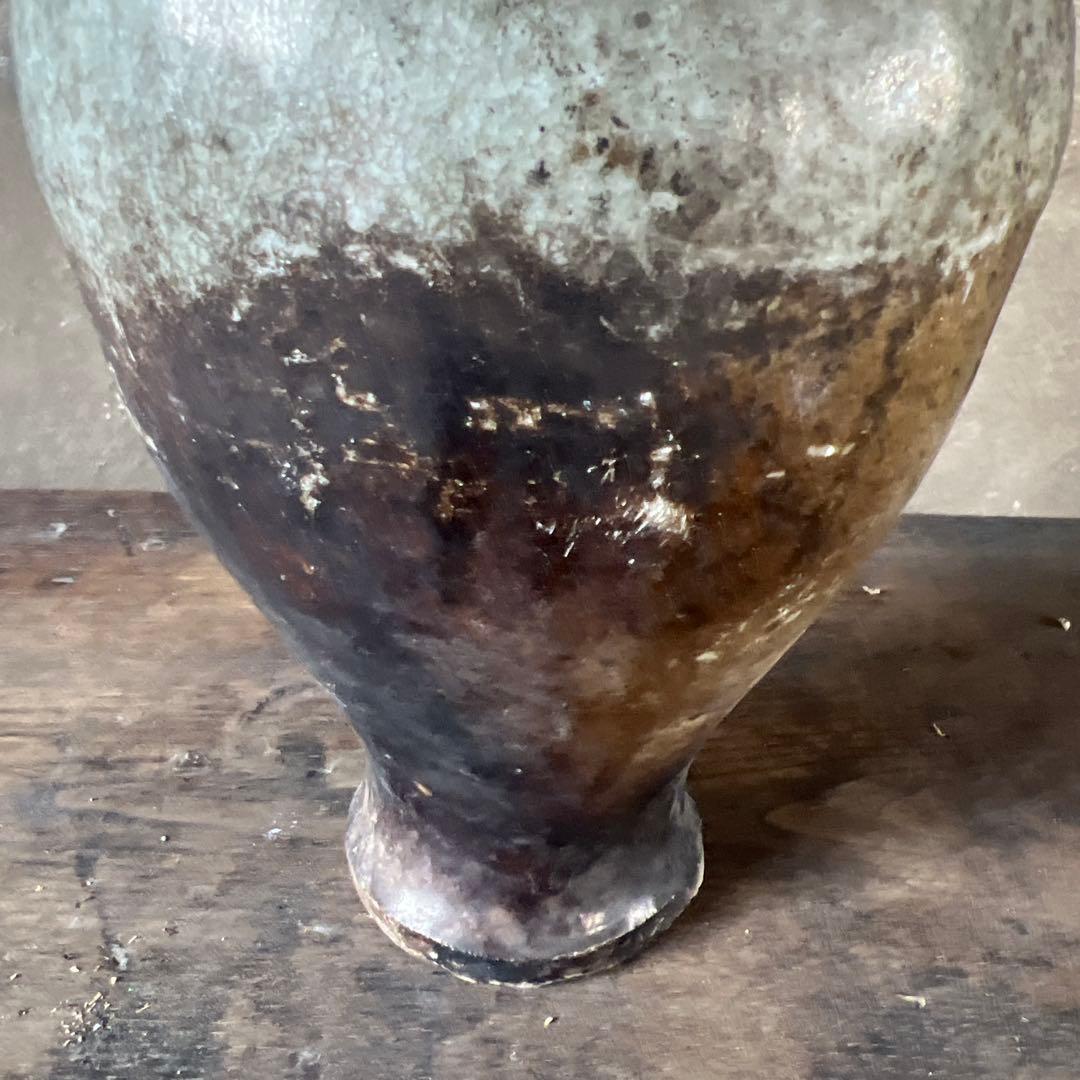 実家整理　古い壺