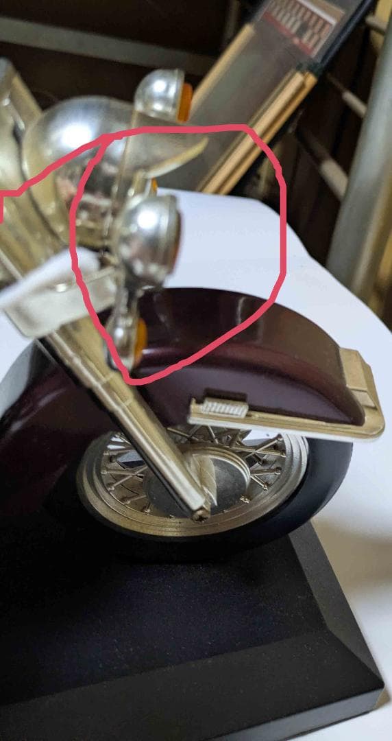 クールガールバイク型目覚まし時計のコラボです。