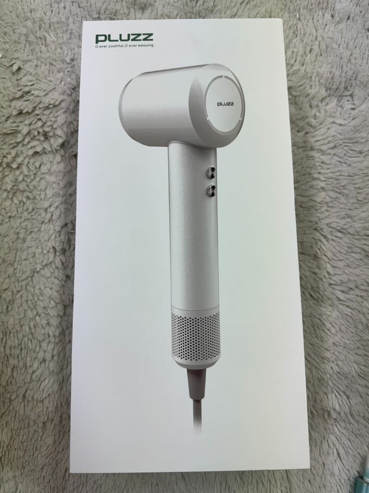 コンパクト 低騒音 PLUZZ ドライヤー