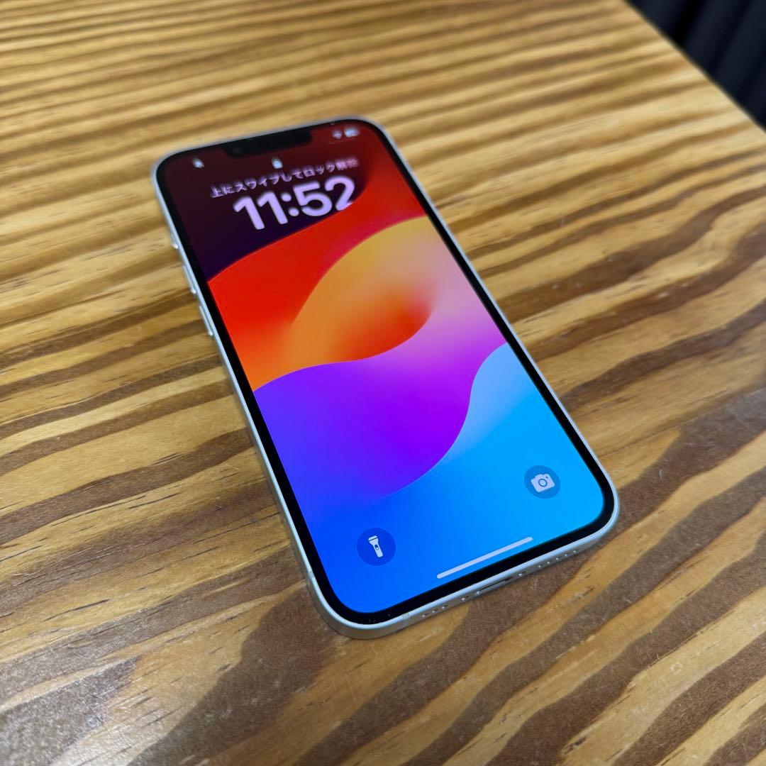 【状態良好】iPhone16e 128GB SIMフリー
