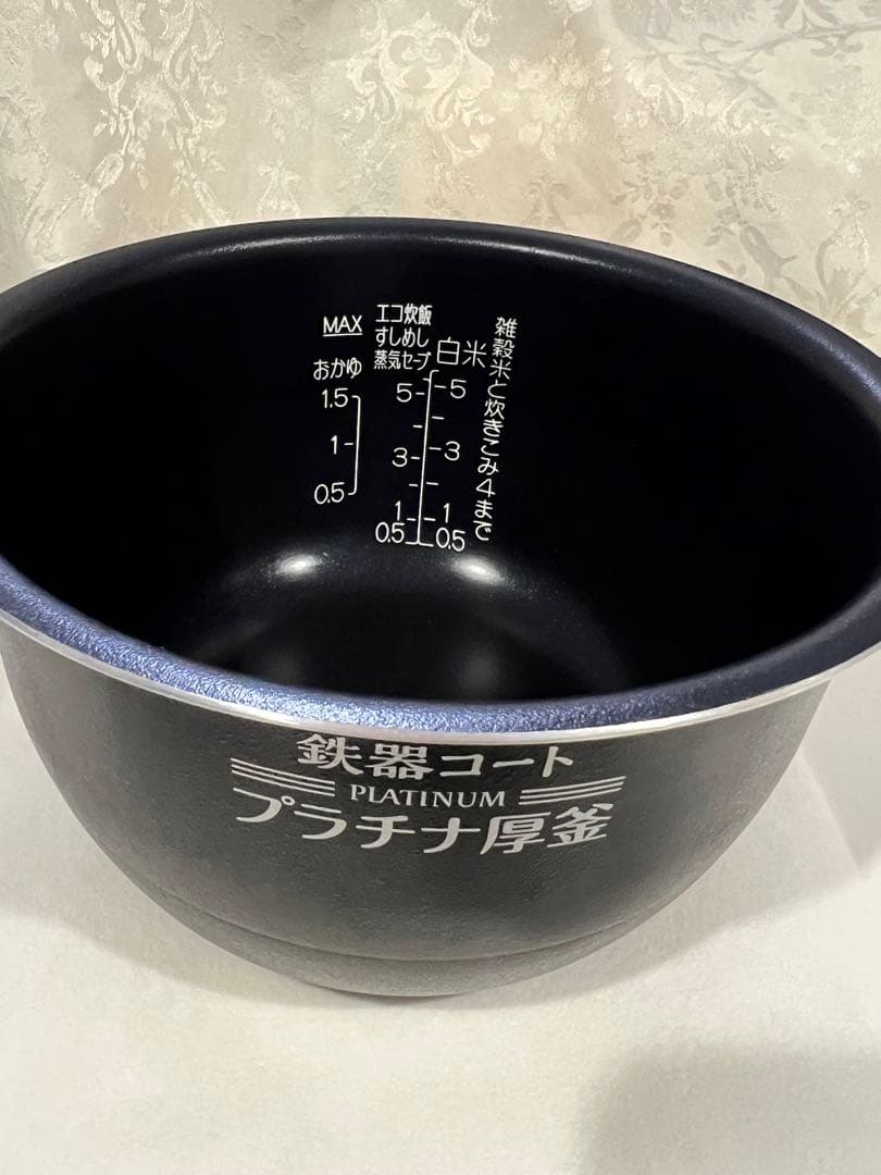 【中古】内釜 象印マホービン圧力IH炊飯ジャー炊飯器用