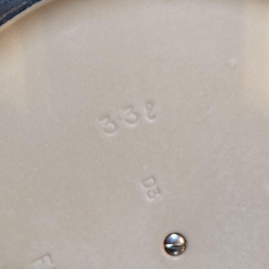 【フランス製】ルクルーゼ　両手鍋　ホーロー　22センチ　無水調理ok