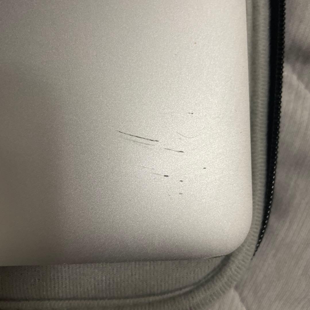 オ*マ様 MacBook Air 13インチ　i5 8GB 1 TB 大特価！！