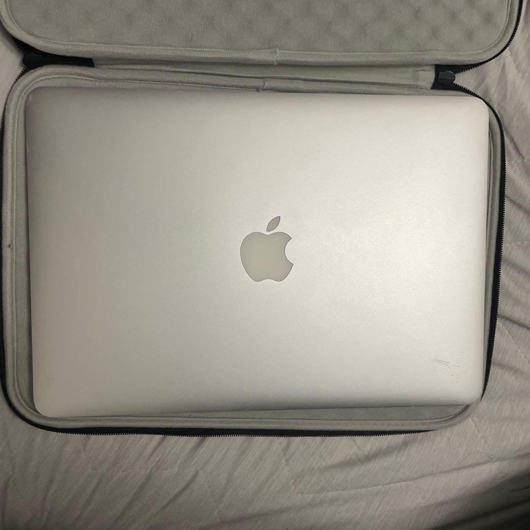 オ*マ様 MacBook Air 13インチ　i5 8GB 1 TB 大特価！！
