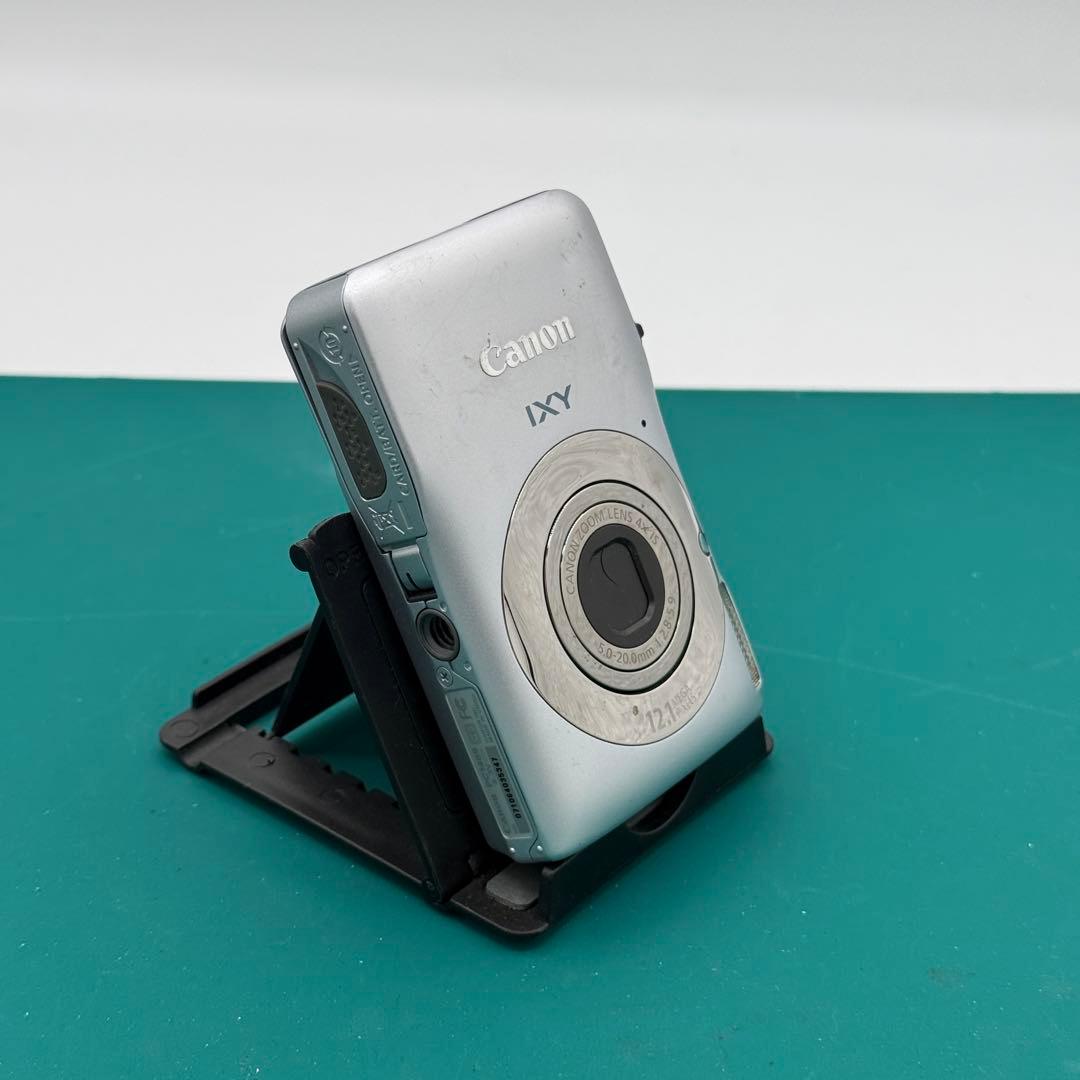 Canon キャノン IXY 200F メモリ2GB カメラ